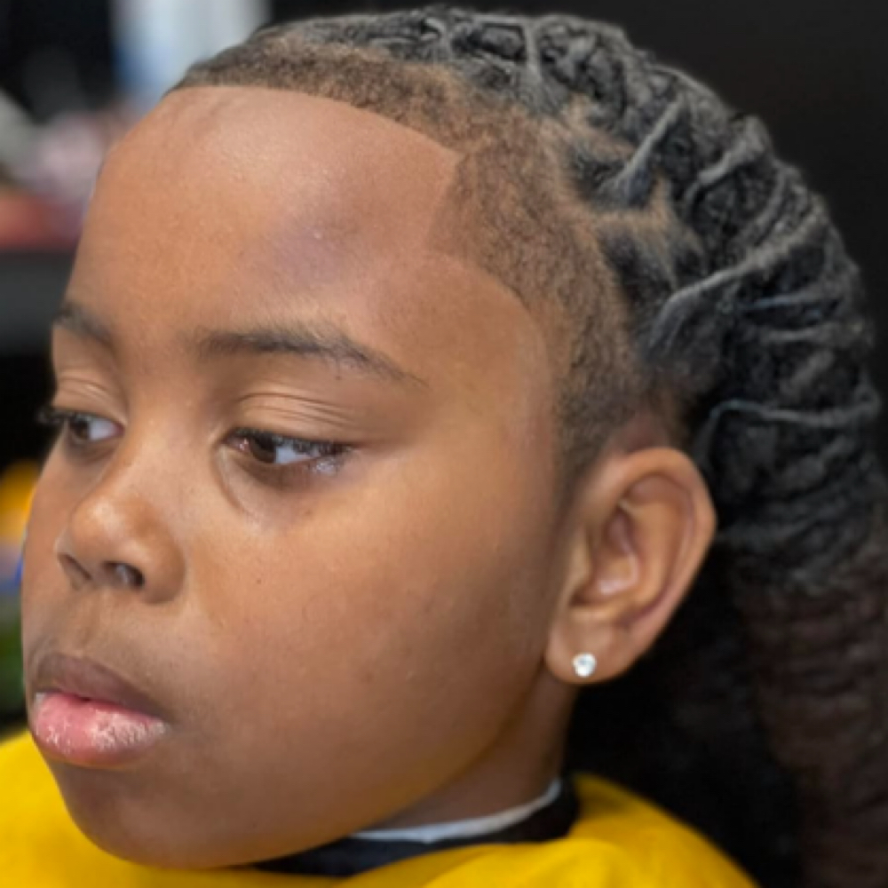 Kids Lining Only at Prince The Barber in Naperville, IL