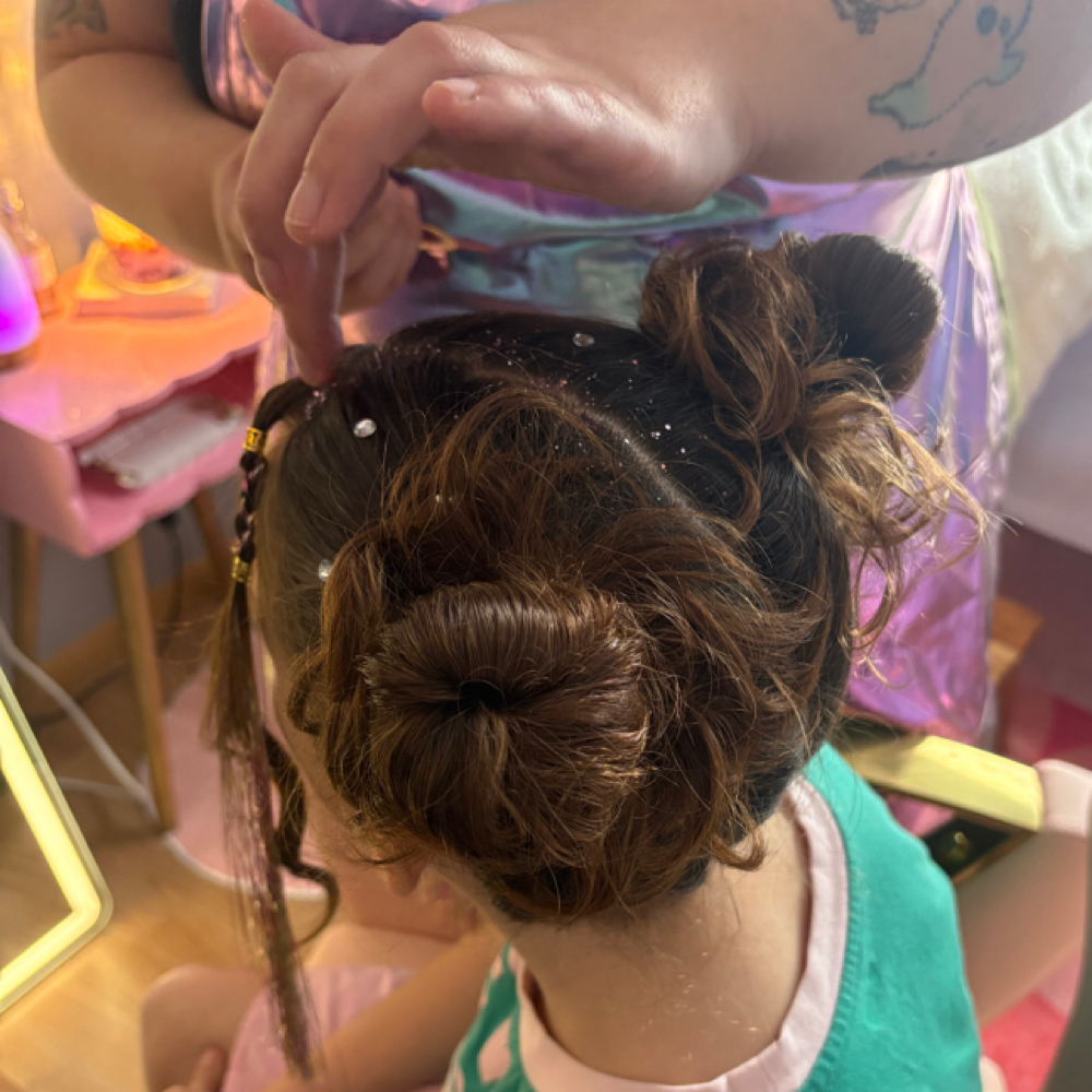 Special Sparkle Style at Happy Scalp in Grants Pass, OR