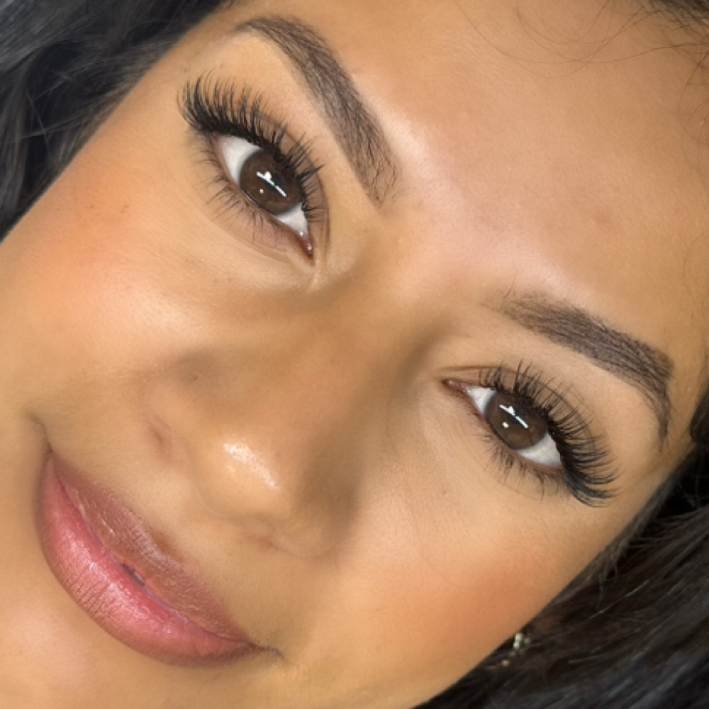 Classic Lash Fill at Cheyenne Rae Beauty in Arlington, WA