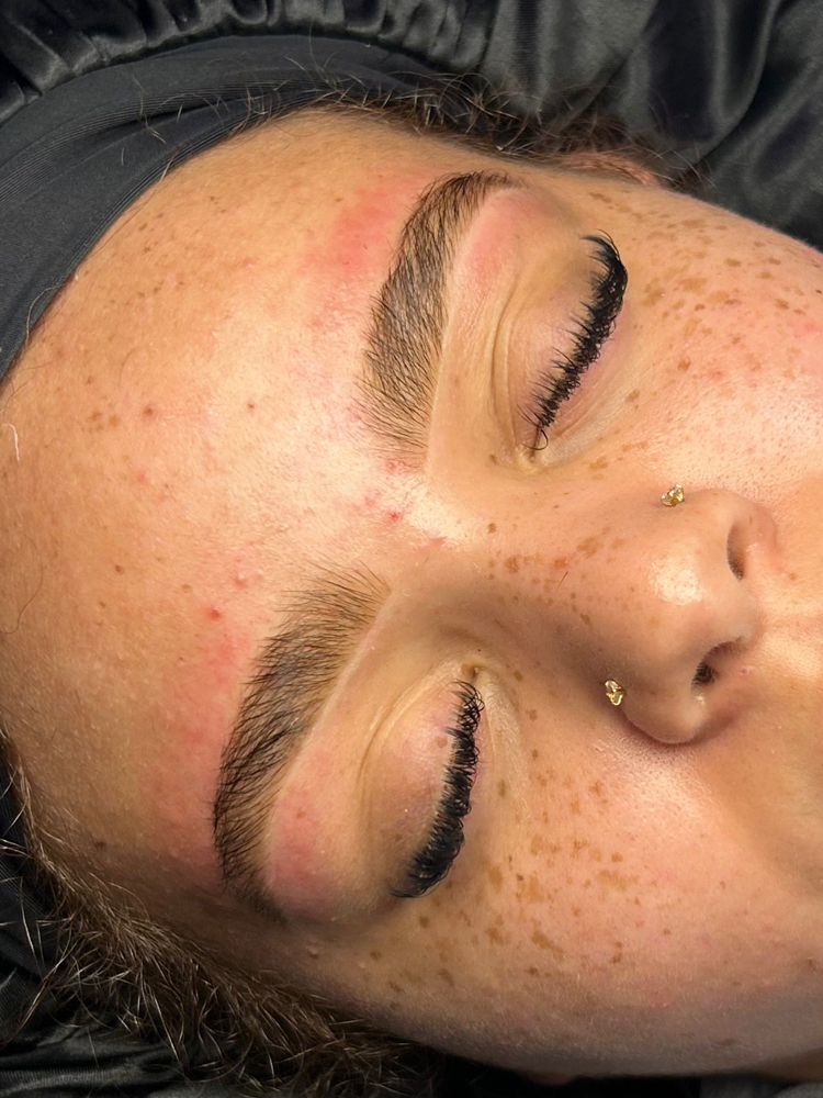 Brow Tint & Wax