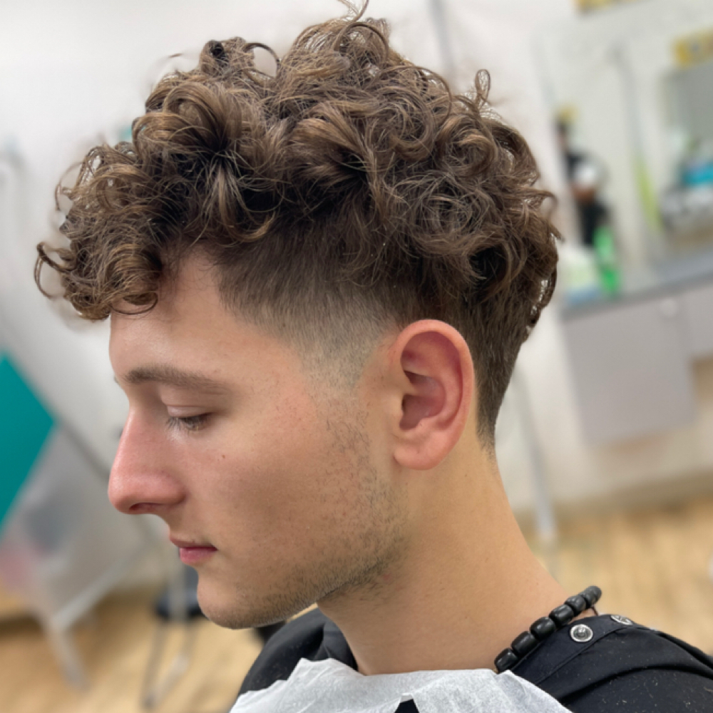 Taper/Nape Fade at Nifty Nita in Newport News, VA