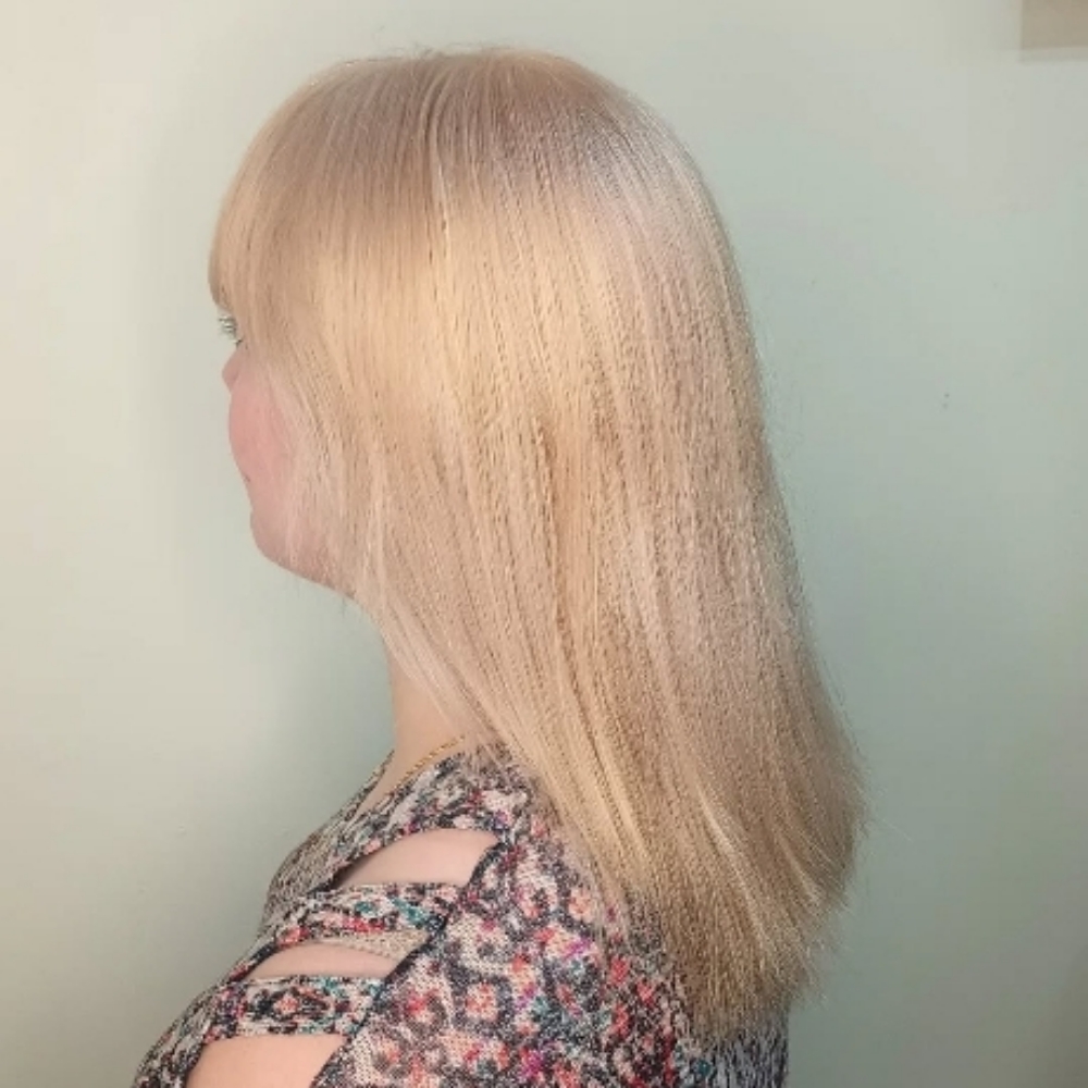 blonding services at Beauty By Alexis in Louisville, KY