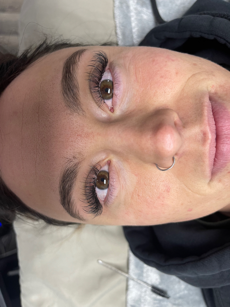 Volume Lash Extensions