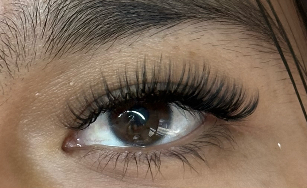 𝐇𝐲𝐛𝐫𝐢𝐝 𝐟𝐢𝐥𝐥 🪄 at Esthetics Cintora in Rockford, IL