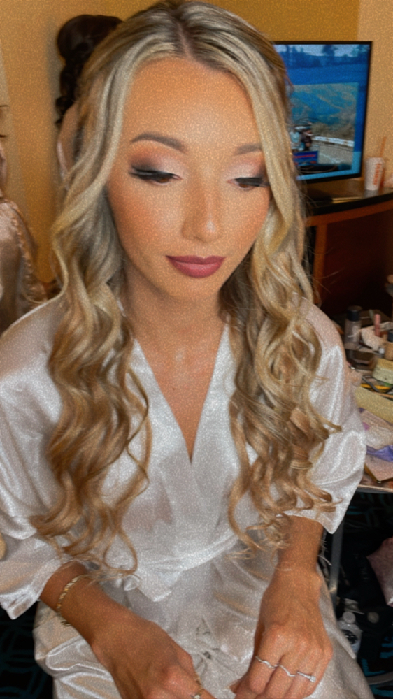 Salon Hair&mkup $95-$165 at Hidden beauty by luz in Tampa, FL