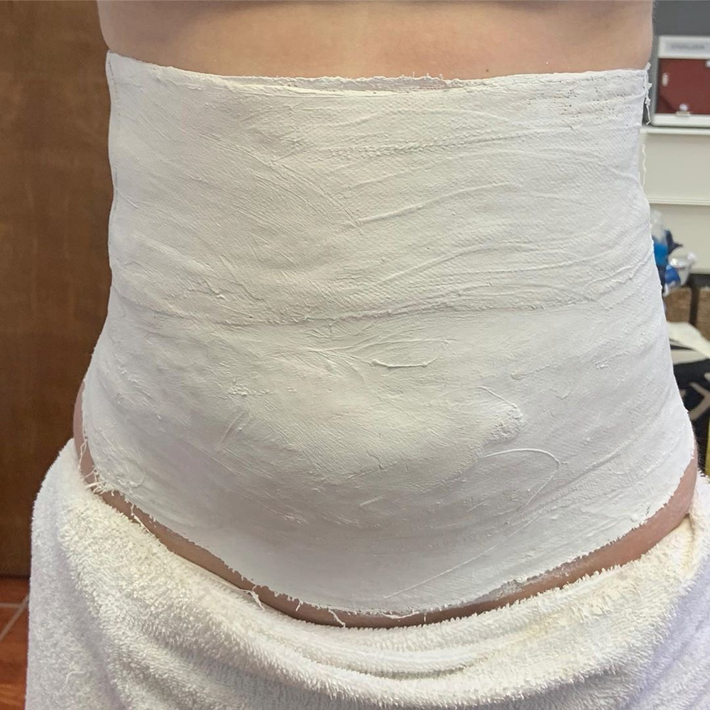 Cryo Countour Cold Wrap at Des Beauty & Skin in El Paso, TX