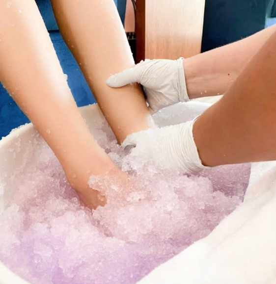 Gel-Ooh Pedicure