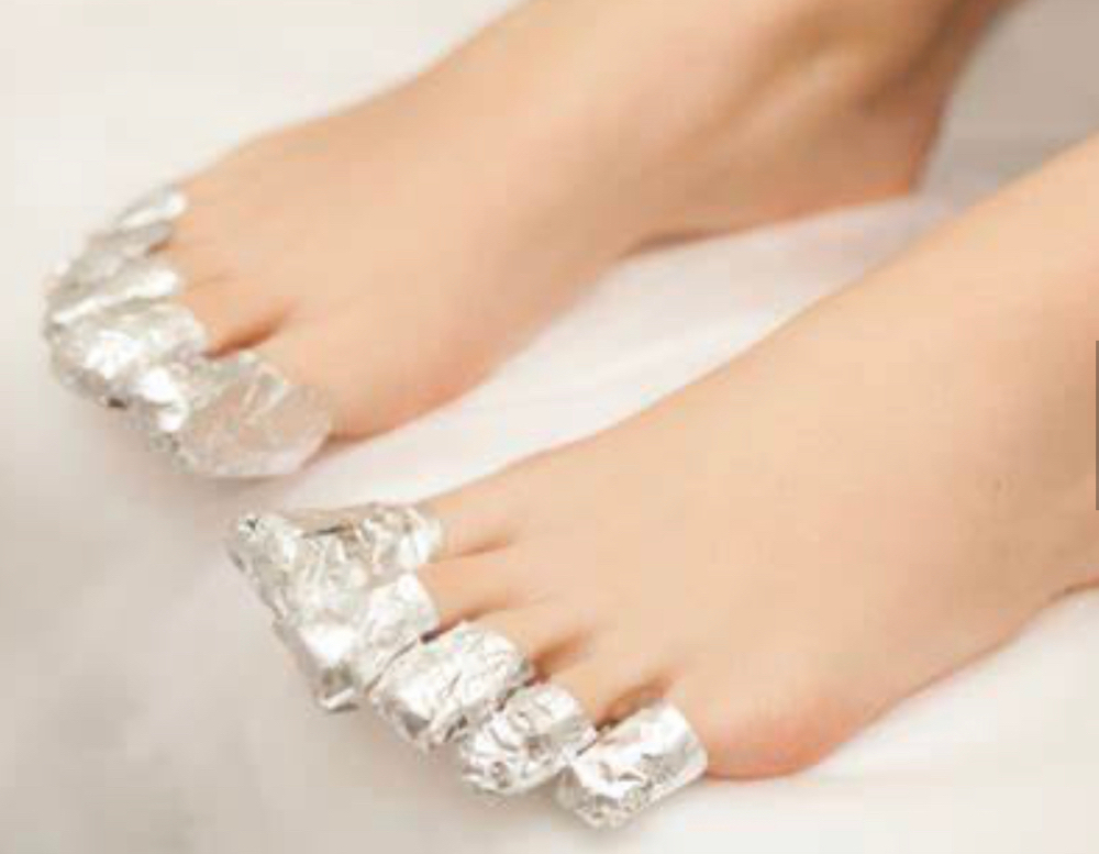 Gel Pedicure With Soak Off at Cruz Medina Nail Therapy Studio in Garden City, MI