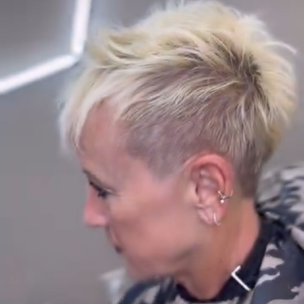 Womens Haircut