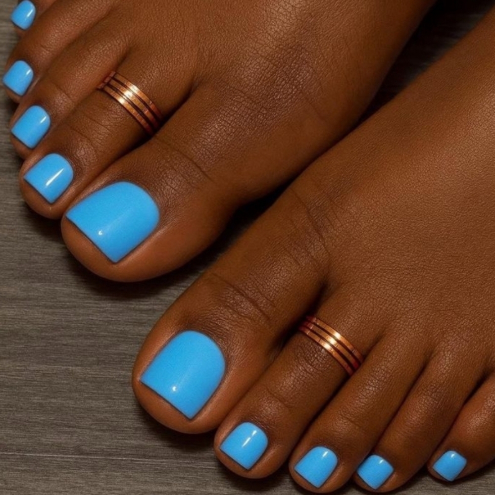 Regular Nail Polish Change Feet at Glam Nailz by Chloe in San Antonio, TX