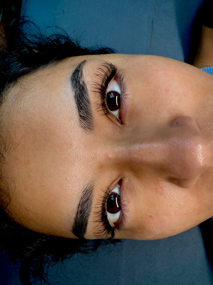 Classic/ Hybrid Lash at Violets Vivid Hair in Tampa, FL