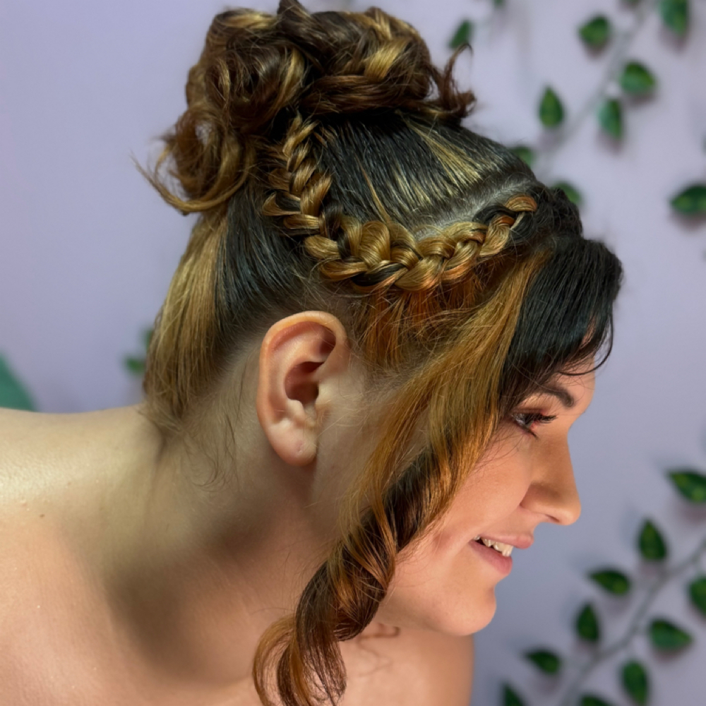 Heat Styles/ Hair Styling at CM Beauty Studio LLC in Massillon, OH