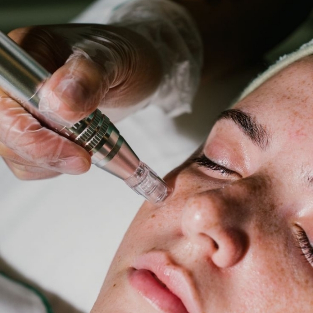 Tier 2 Essential Glow Facial at Bella Glow Skin and Body in San Antonio, TX