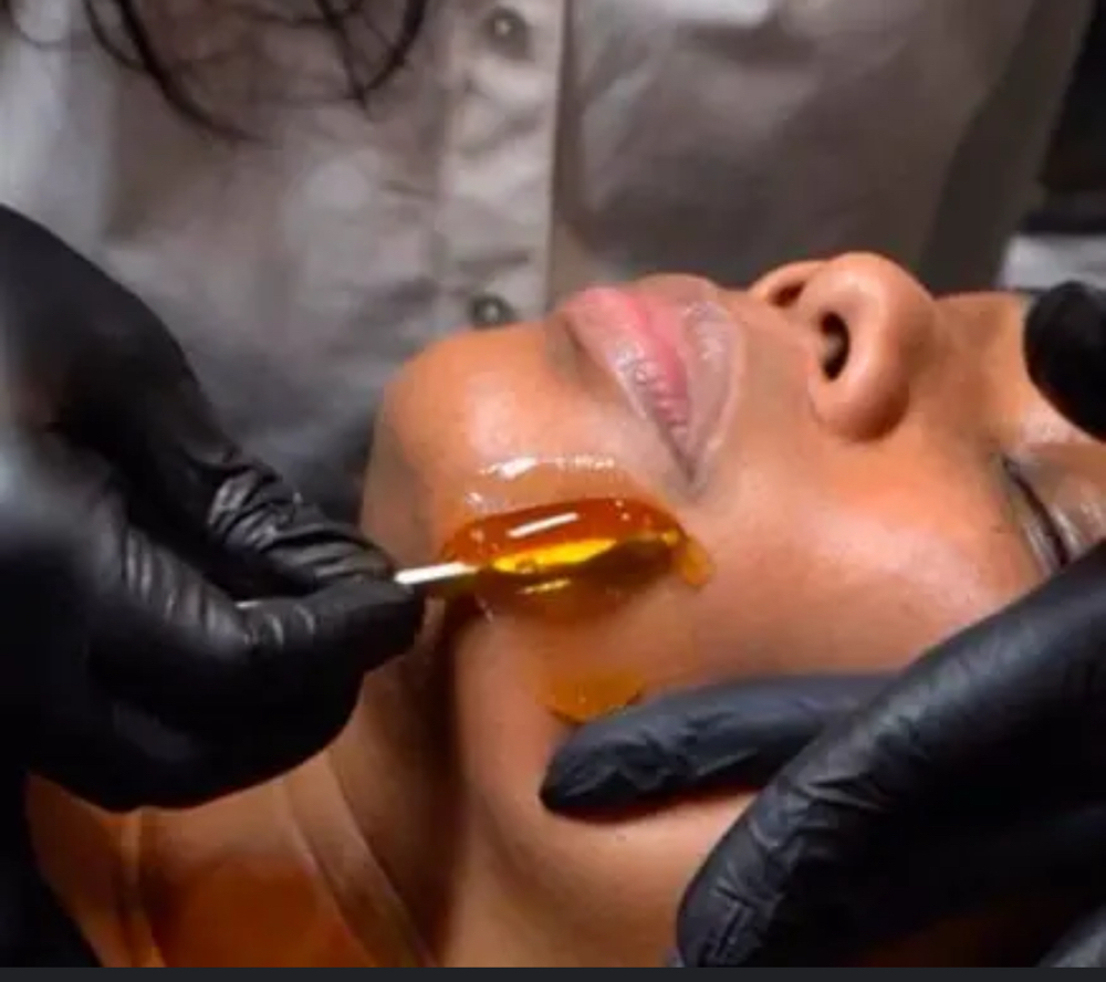 Chin & Cheek Wax