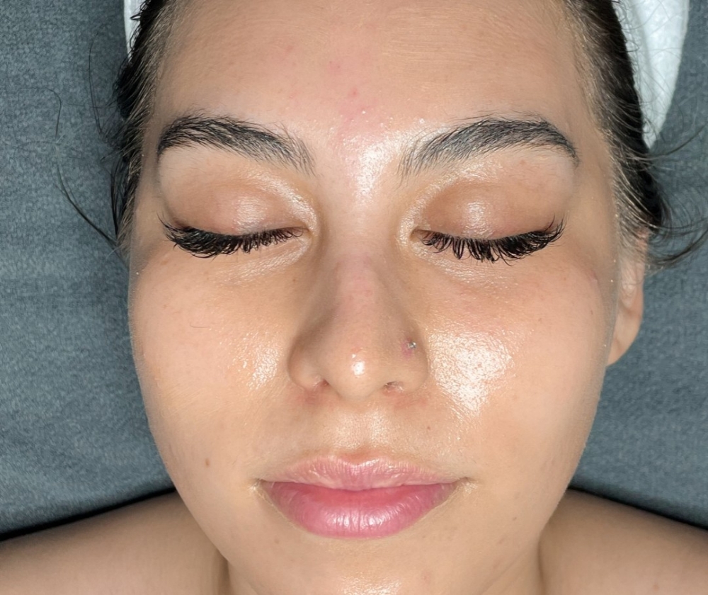 Semi Permanent Foundation BB ✨️ Glo