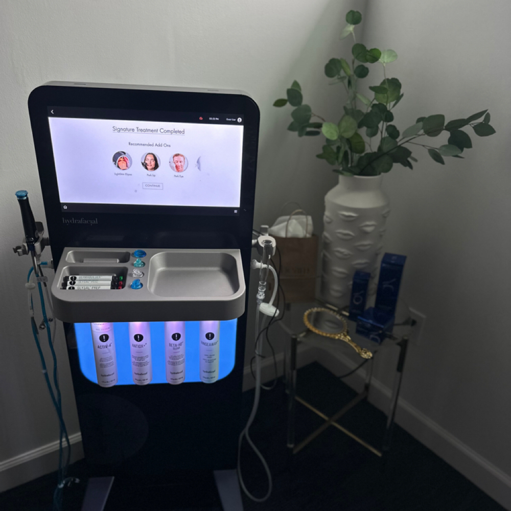 Signature Hydrafacial Package Of 3