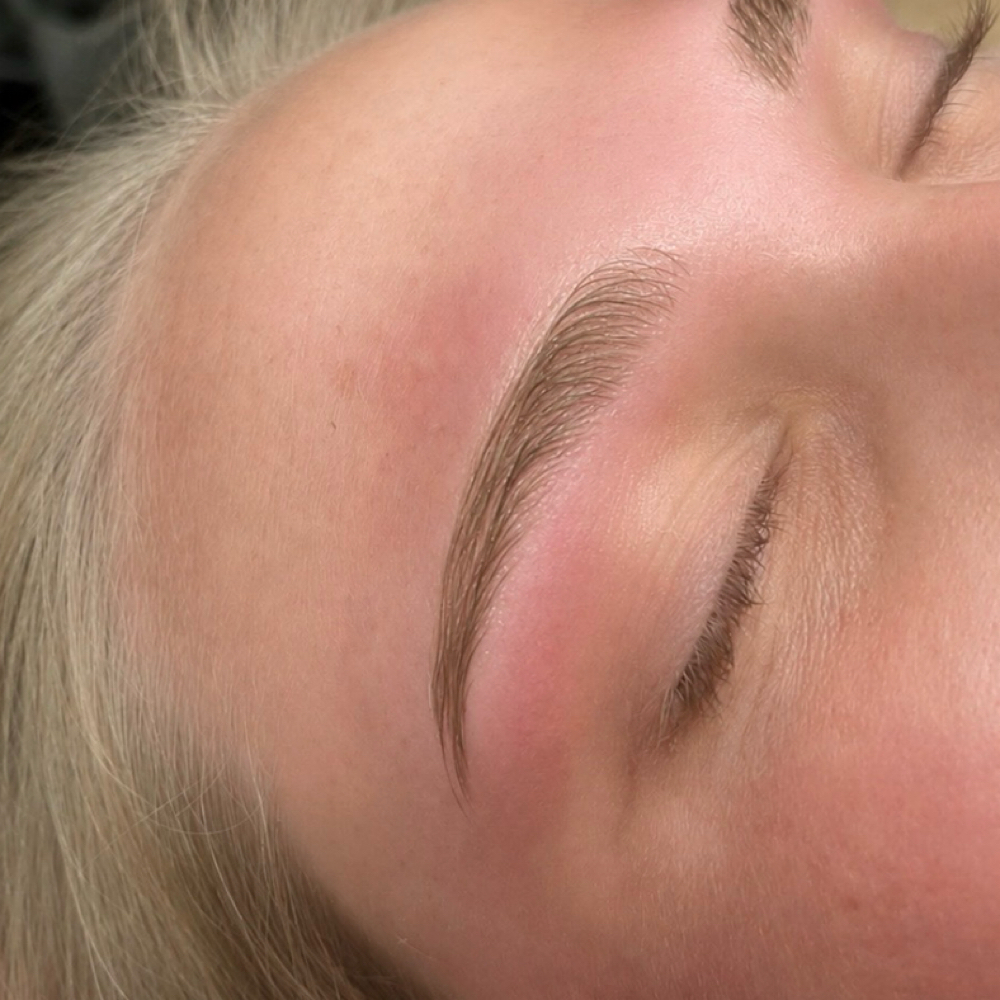 Brow Wax at Lush Lashes Studio in Sherwood, AR