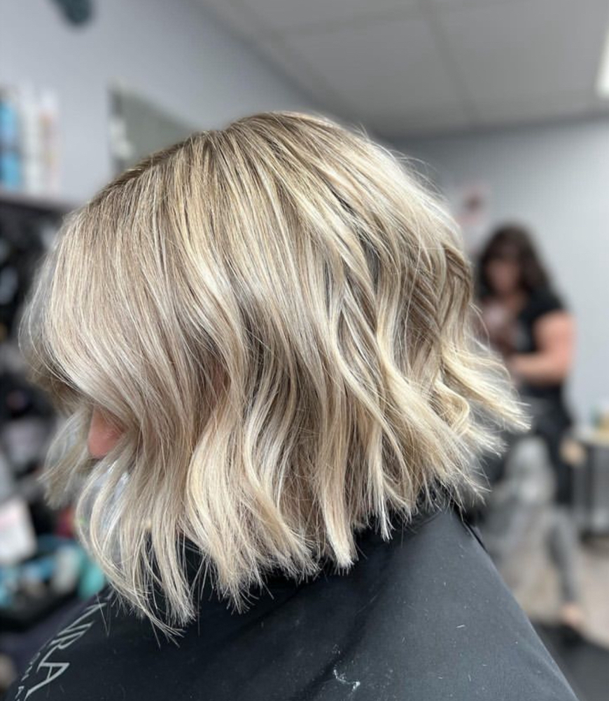 Womens Haircut/Blowdry