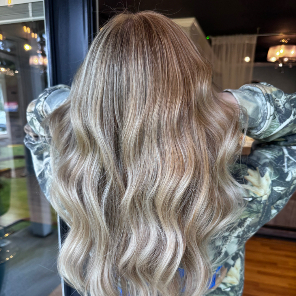Full Lived In Blonde at Go Dark By Jessica in Gig Harbor, WA
