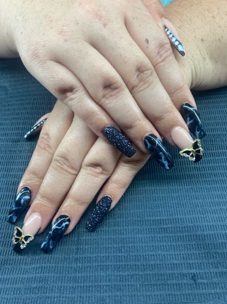 Medium Acrylic Nails