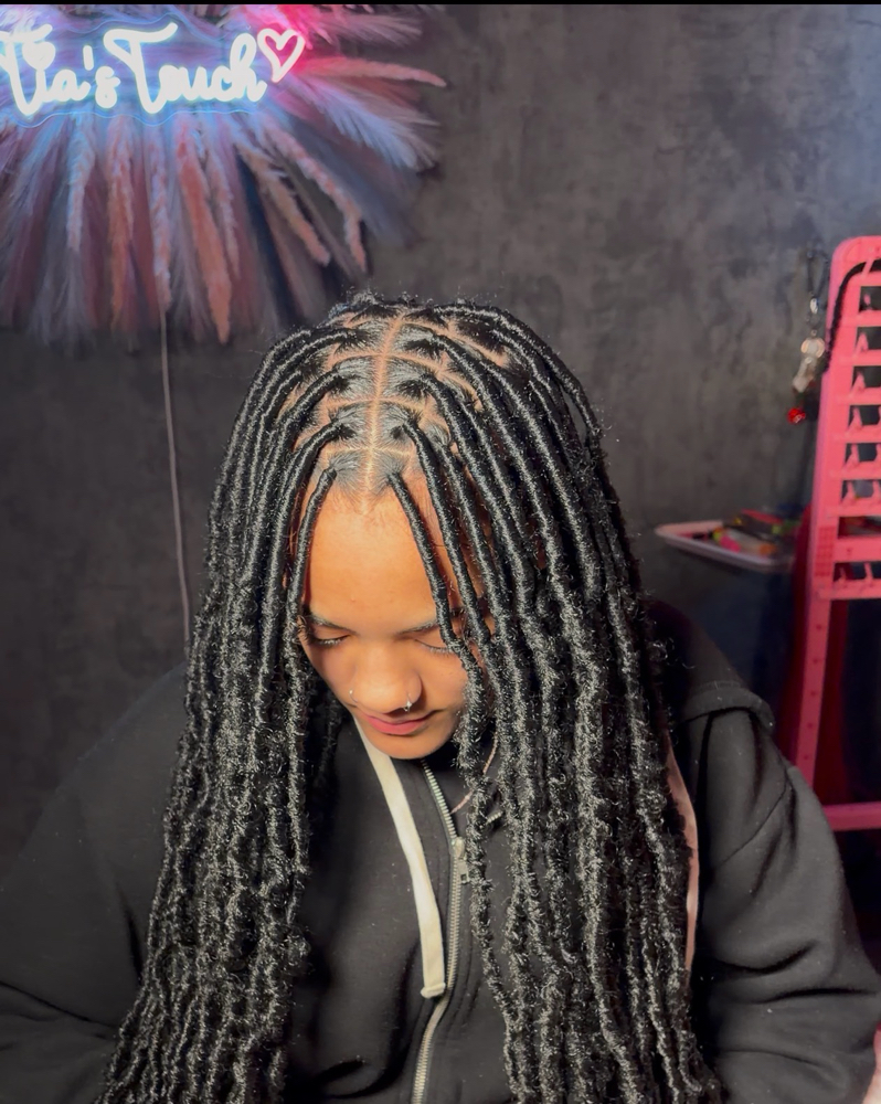 Soft Locs at Tia's Touch in urbana, IL