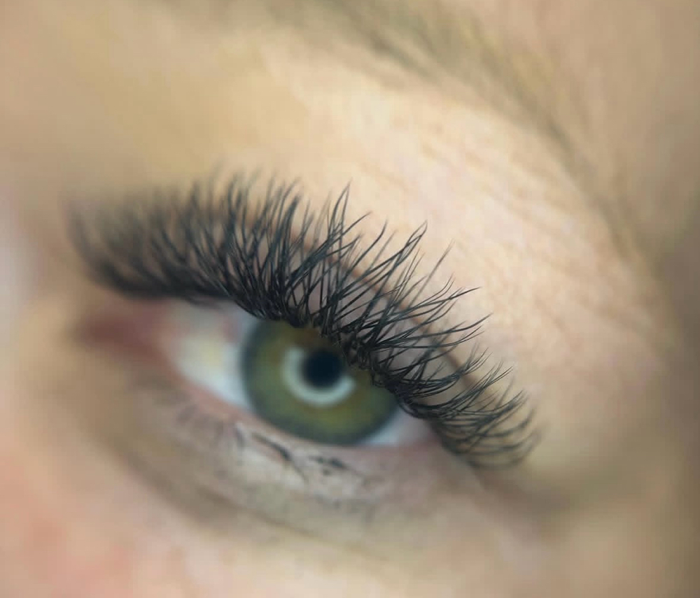 Hybrid Lashes