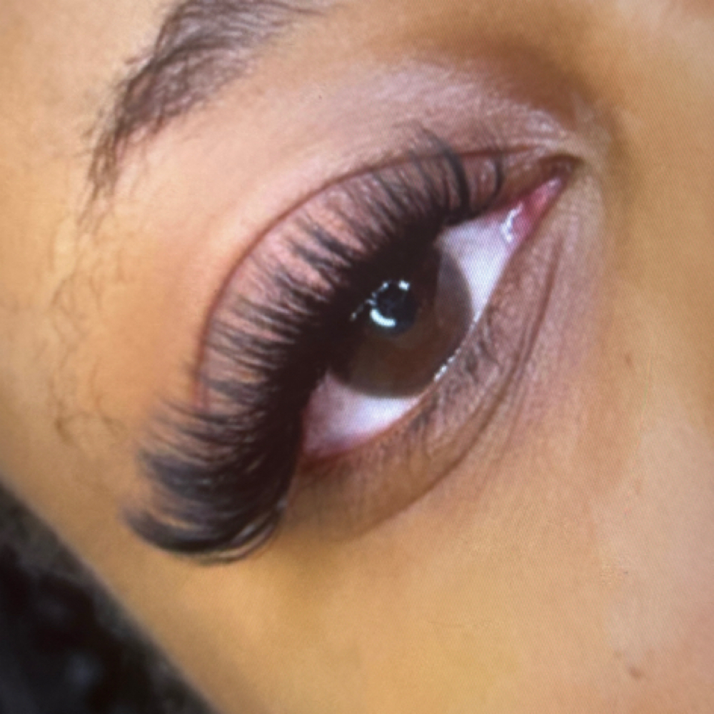 Volume Set at Veraē Esthetics in Shorewood, WI