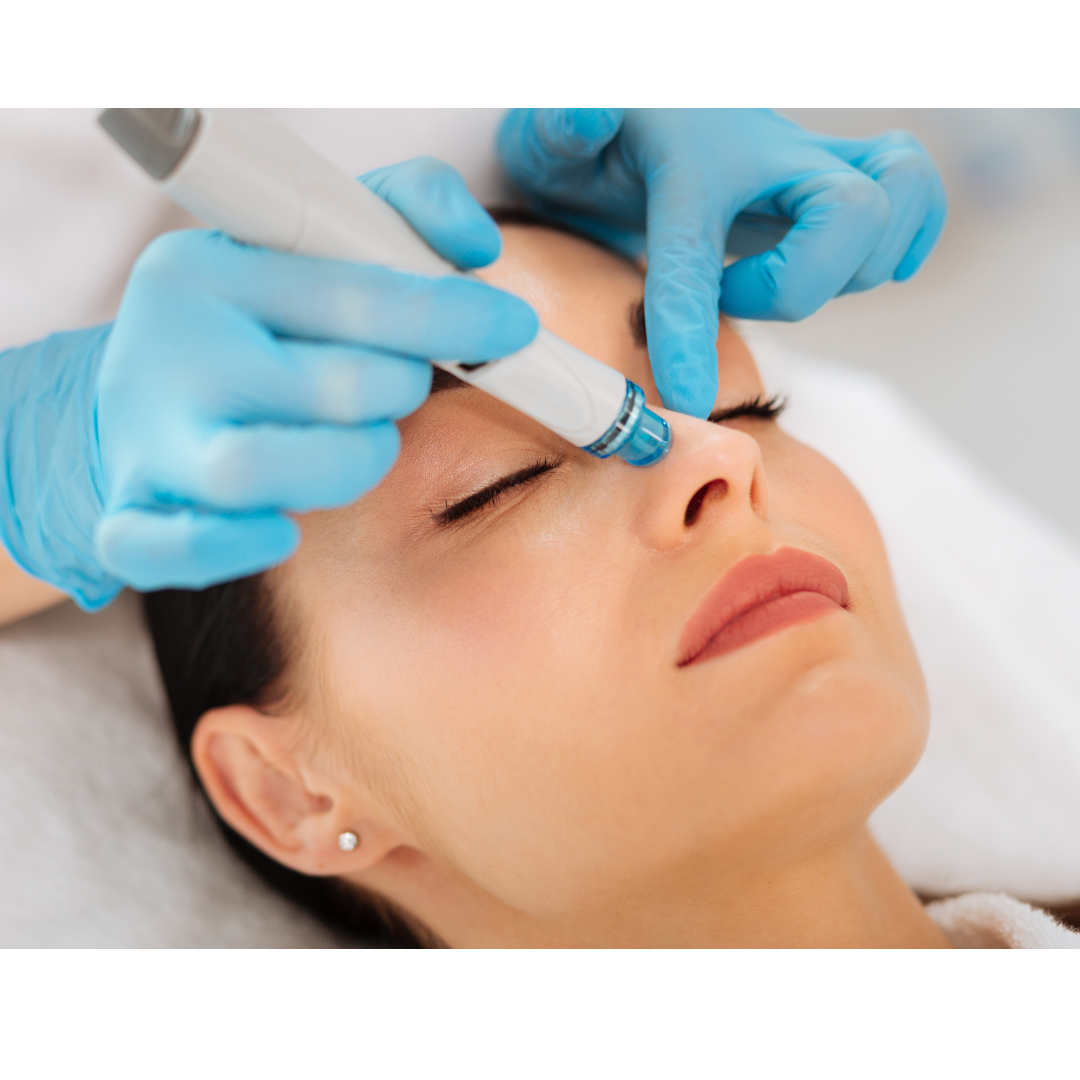 Regenerating & Radiance Hydrafacial