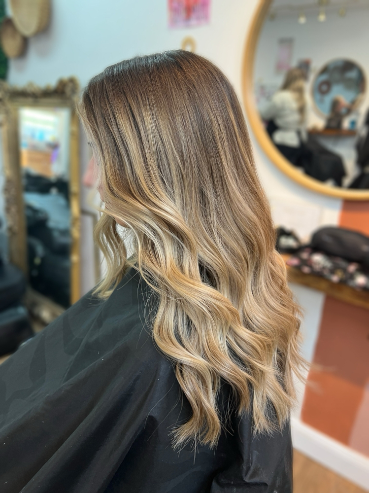 CUSTOM COLOR