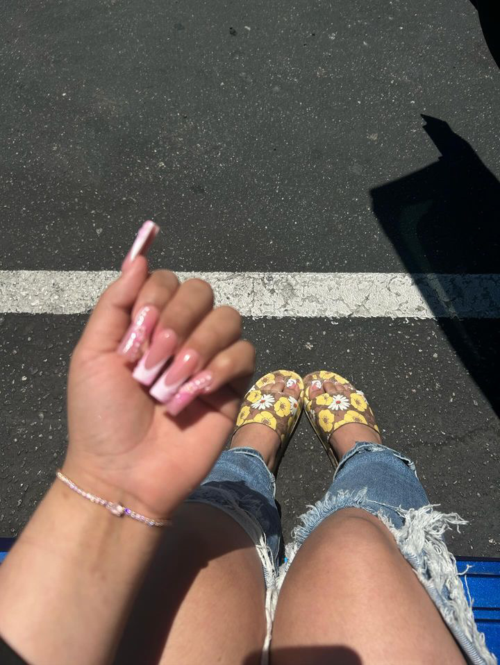 The Duo Deal (hands+toes)