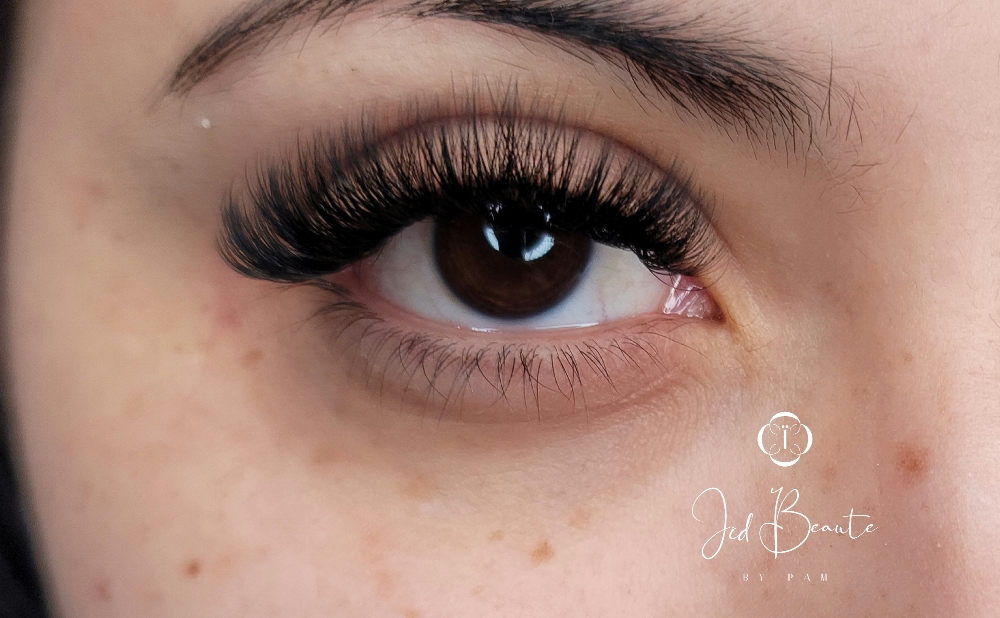 Volume Lash Full Set $150