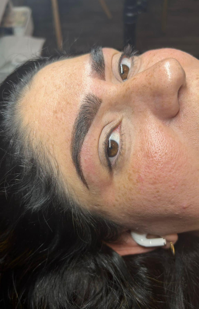 Eyebrows * Clean Up *
