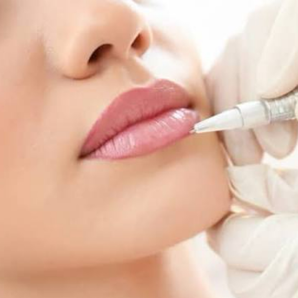 Lip Liner Permanent at Hally Tran in Findlay, OH