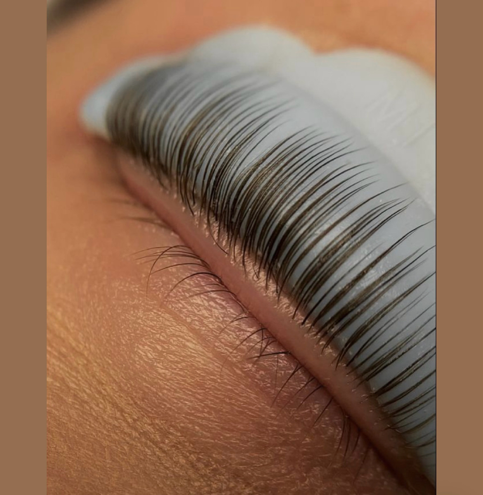 Lash Lift at Luna Vita Esthetics in Lowell, AR