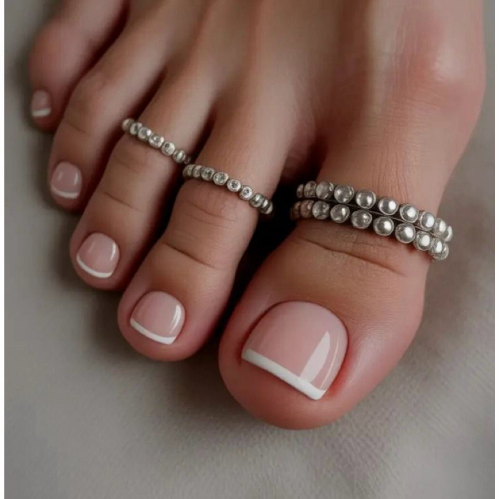 Glow Pedicures at HolaAngelnails in Columbus, OH