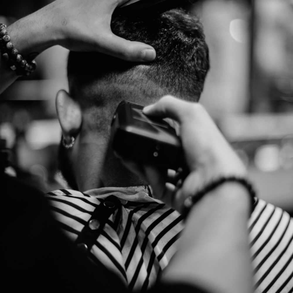 Parlor Room Classic Cut & Wash