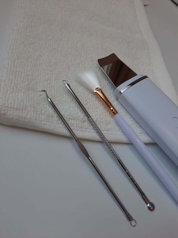 Custom Halo Facial