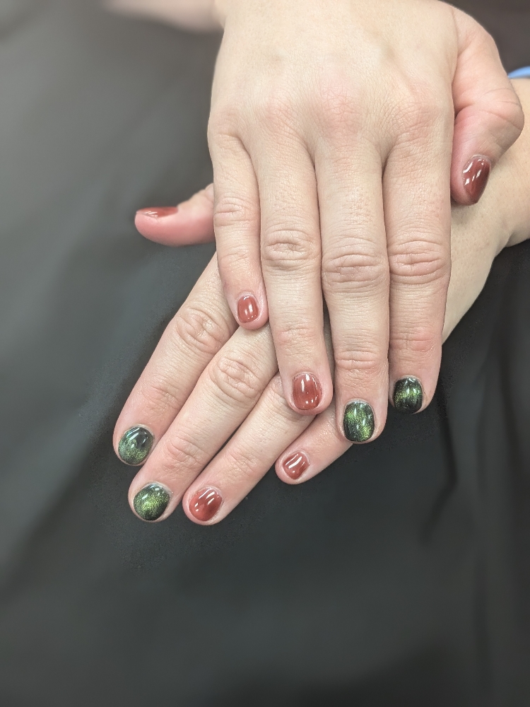 Deluxe Manicure