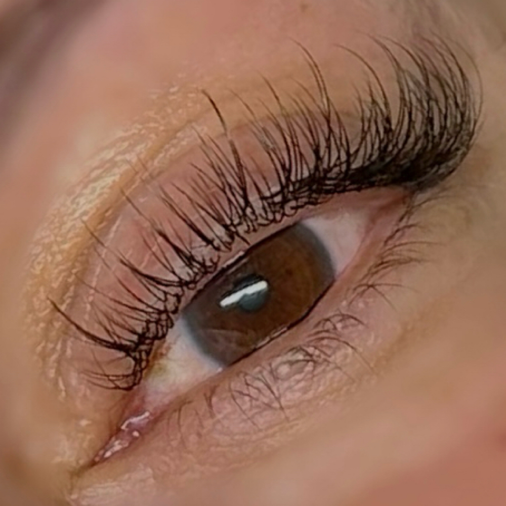 1. Classic (Fullset) at Drea’s Beauty Shop in Oxnard, CA