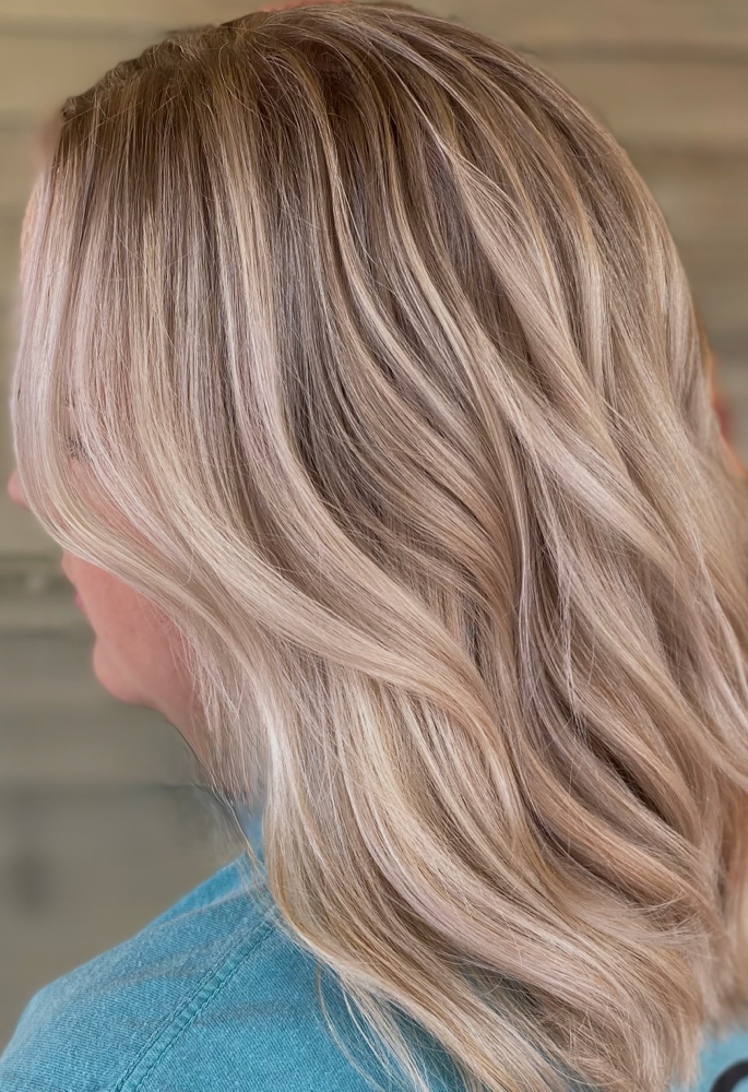 Partial Blonding Refresh at Maggie Glentz-Hairstylist in Rogers, AR