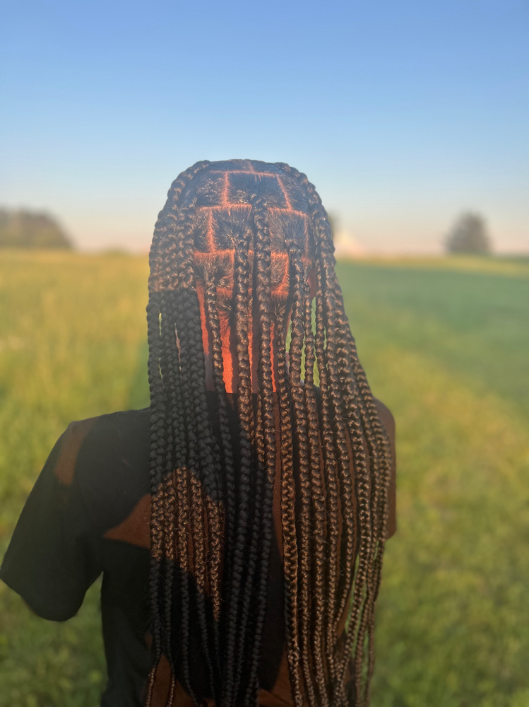 Large Knotless Braids