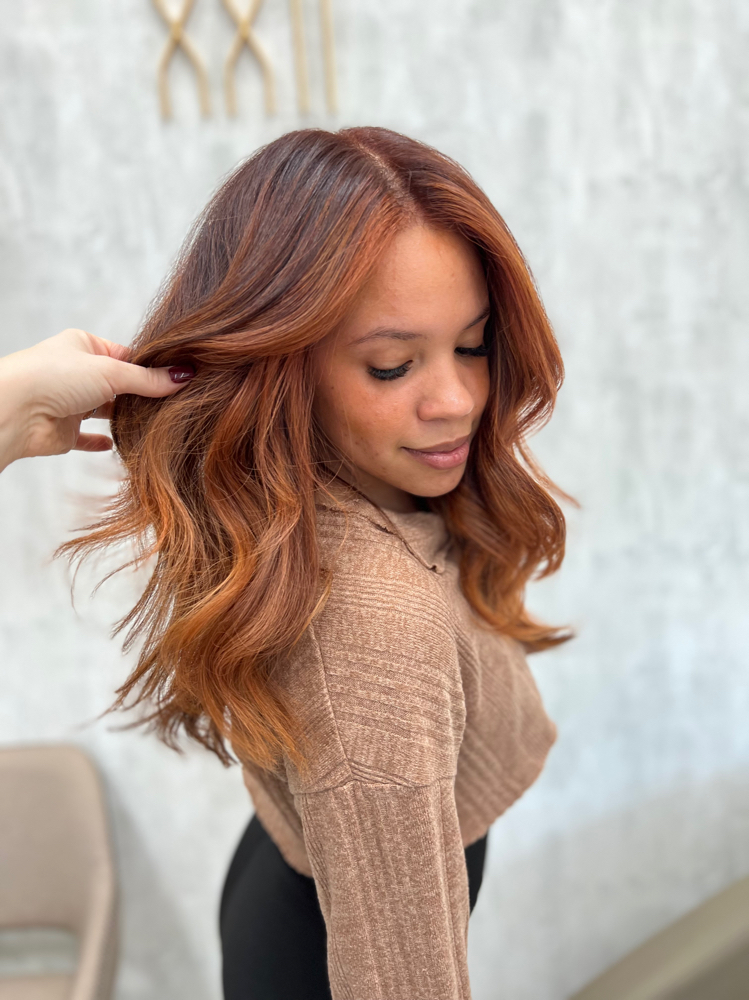 BOUNCY BLOWOUT (JR STYLIST)