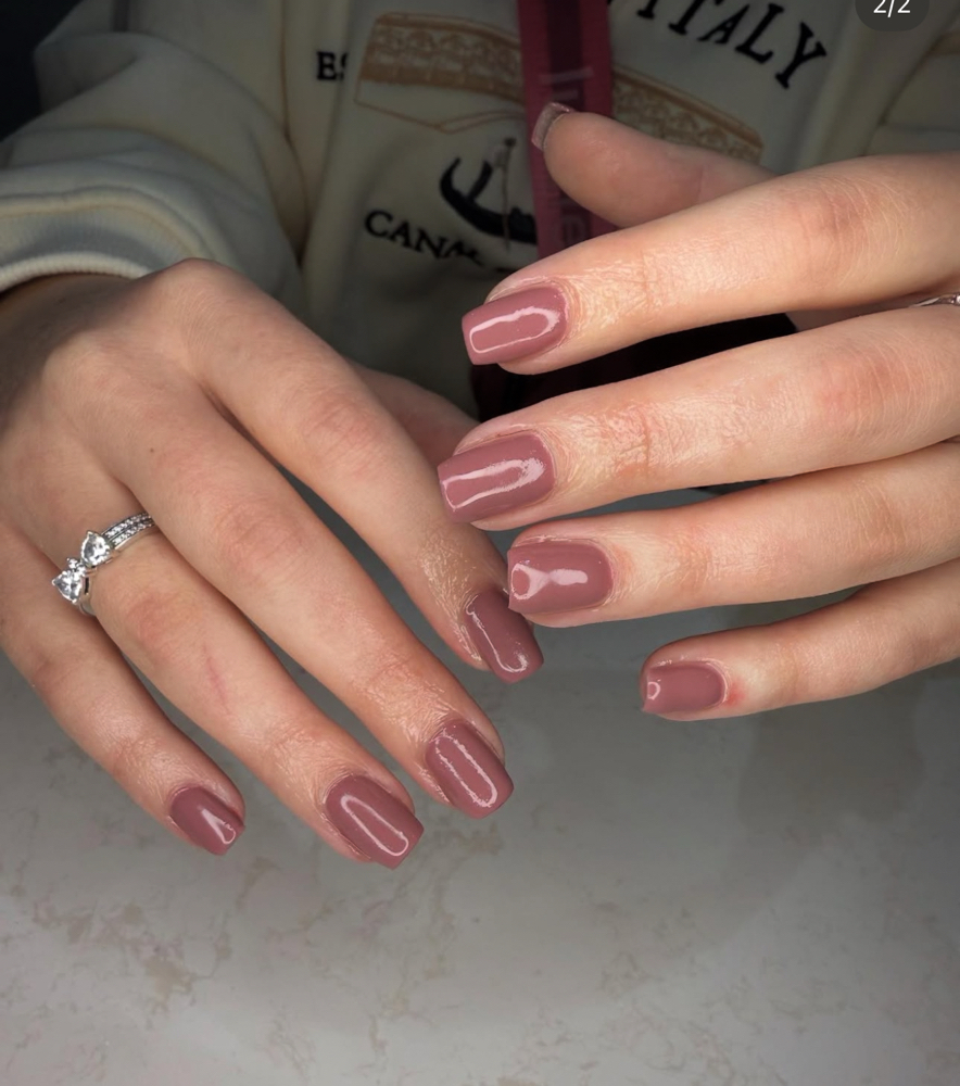 Regular Polish Mani at Gelledbykenn in Warren, OH