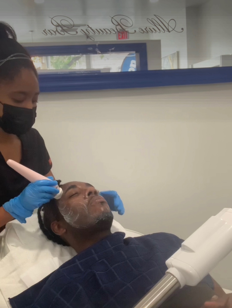 Deep Cleansing Facial (Men) at The Diamanté Effect in Valley Stream, NY