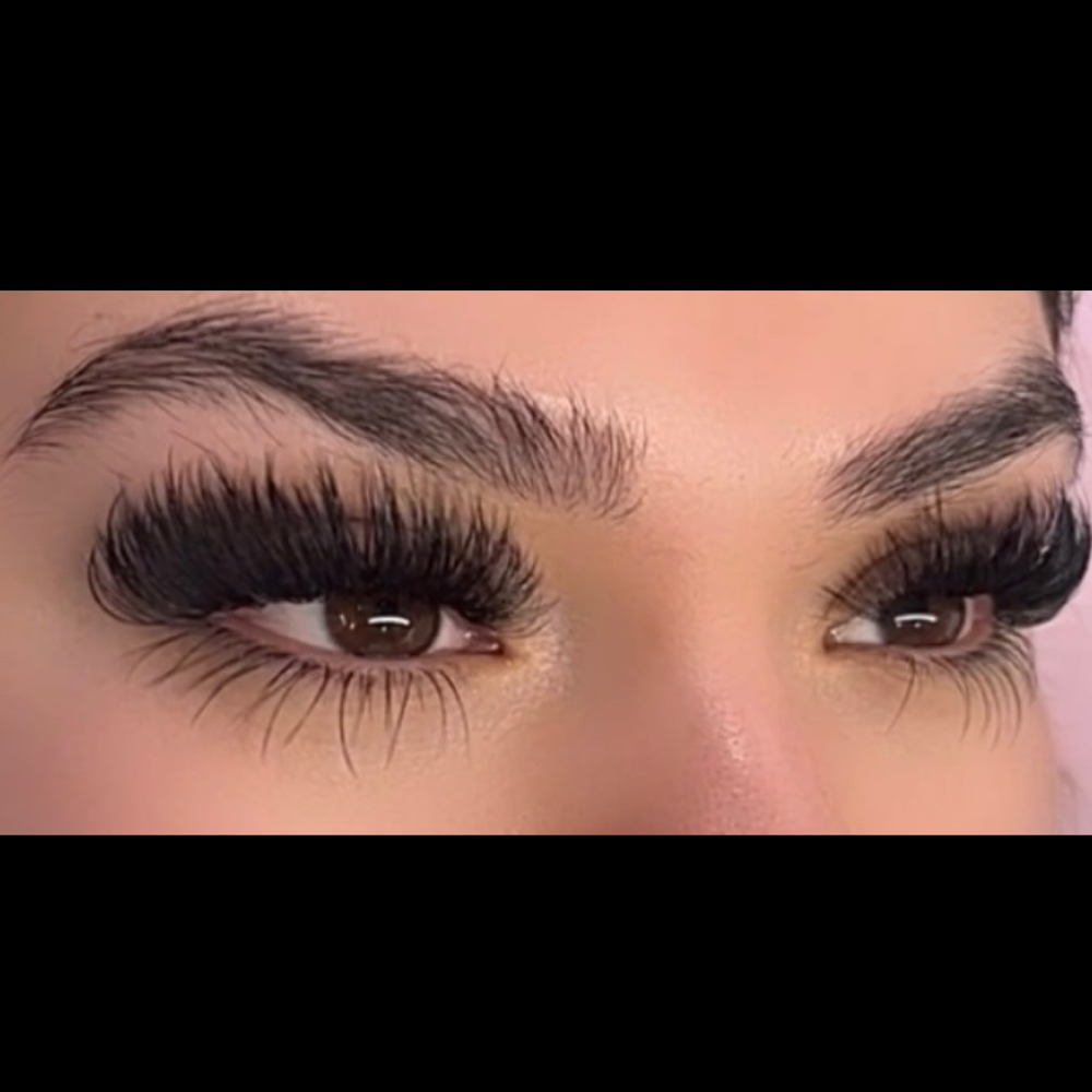 Bottom Lashes