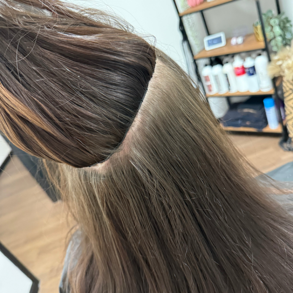 Extension Removal w/ Scalp Scrub at beautybyashleysmith in Bourbonnais, IL
