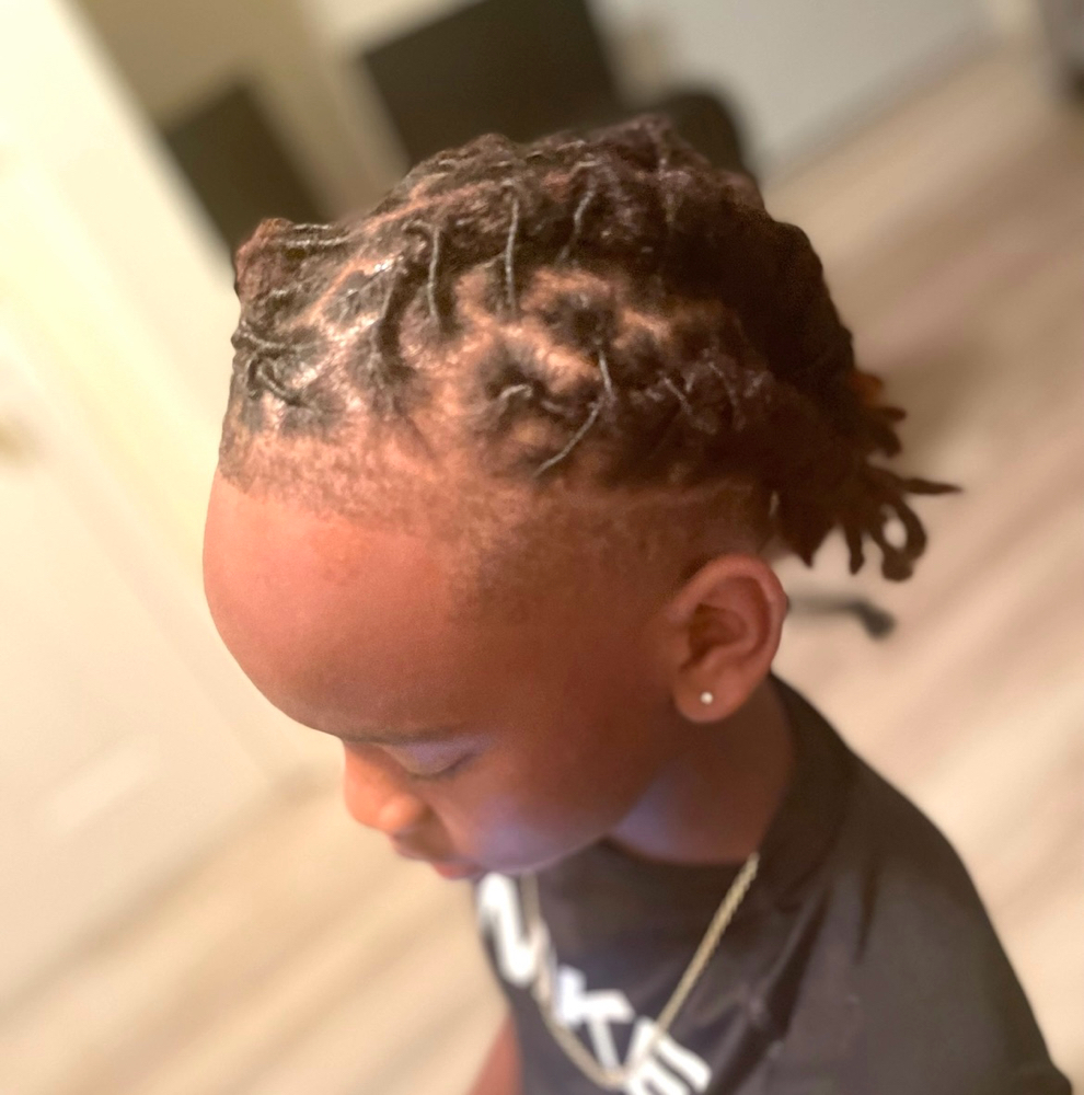 Loc Retwist w/ Basic Style