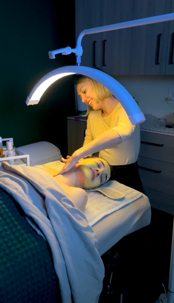 Promotional Deluxe Facial