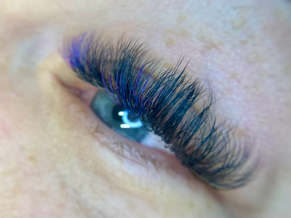 Volume Lash Extensions