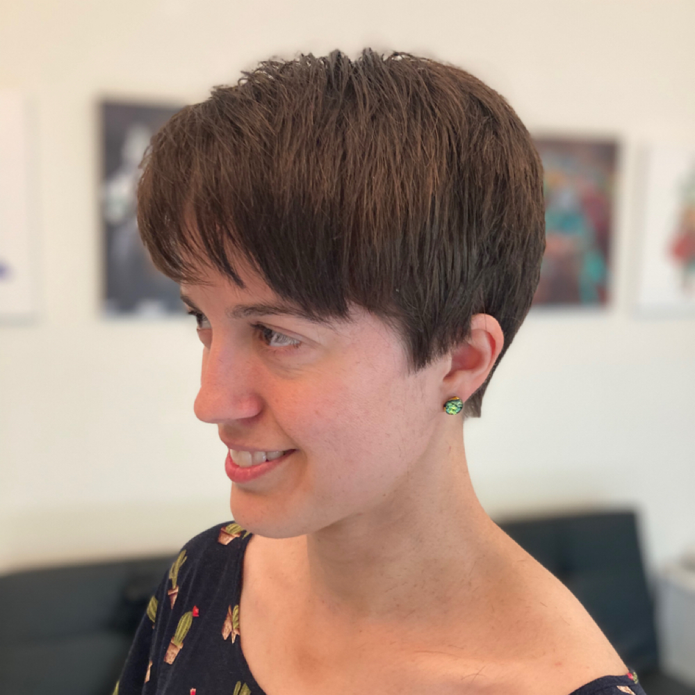 Short haircuts at Salon Roya in Portland, OR